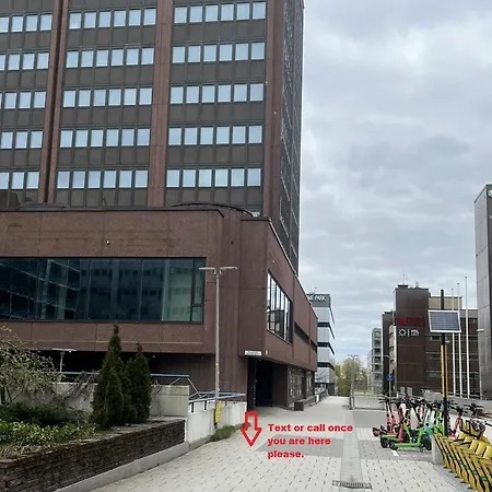 Hostelli Office House Services 670 Helsinki