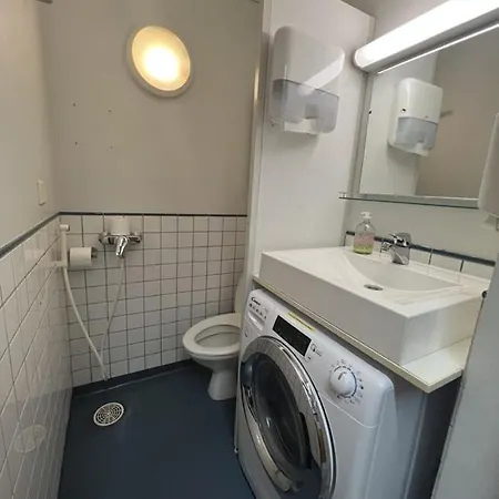 Office House Services 670 *