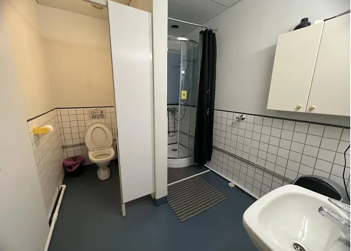 Office House Services 670