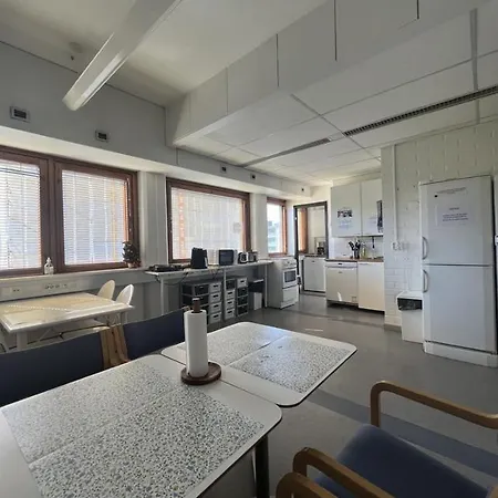 Office House Services 670 Helsínquia