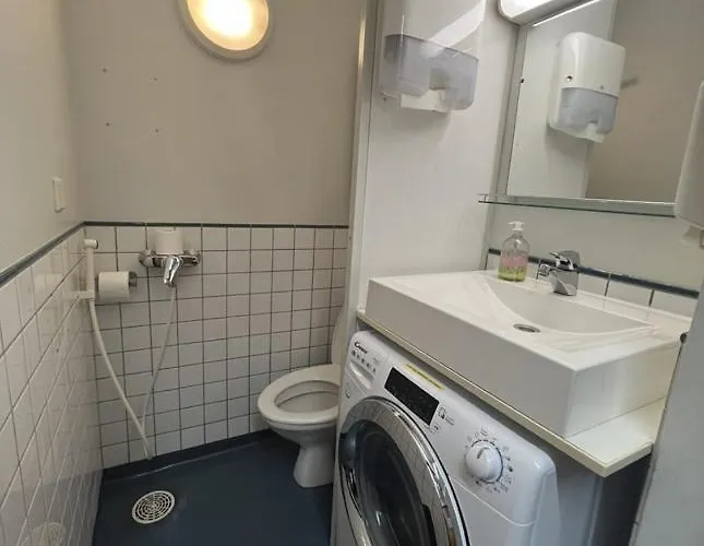 Office House Services 670 *